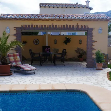 Denia, 3 Dormitorios, 4 Personas - Es-262-7